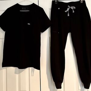 FIGS scrubs- Black Zamora (S-petite) & Catarina one pocket scrub top (S)